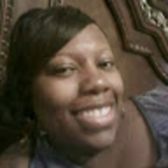 Meet your Posher, Latoya - Picture 1 of 1